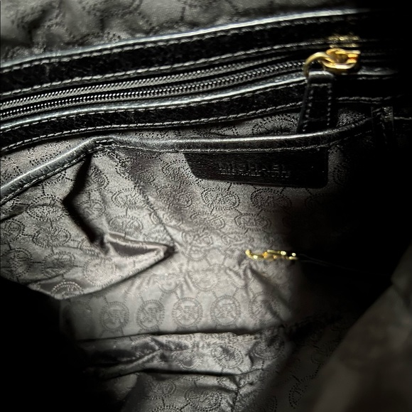 MICHAEL Michael Kors Susannah Black Quilted Leather Purse - Picture 5 of 7